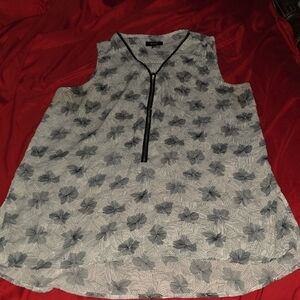 Premise Sleeveless Black and White Floral High Low Zip-Front Blouse